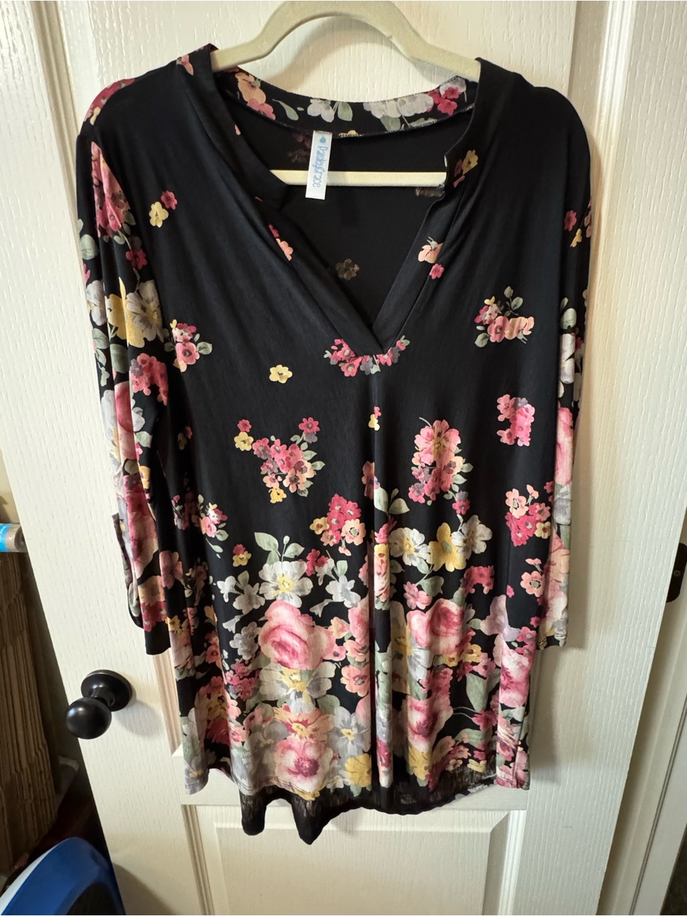 Paisley Grace Black Floral V-Neck Tunic Top